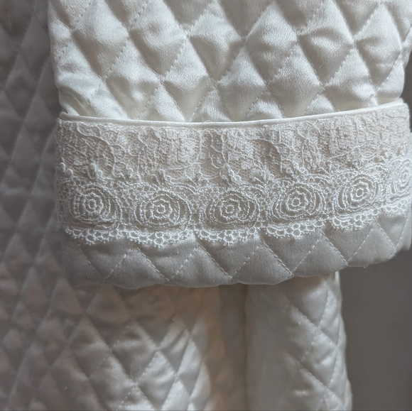 Circa 1950's Authentic Christian Dior Housecoat / Robe - Picture 15 of 16